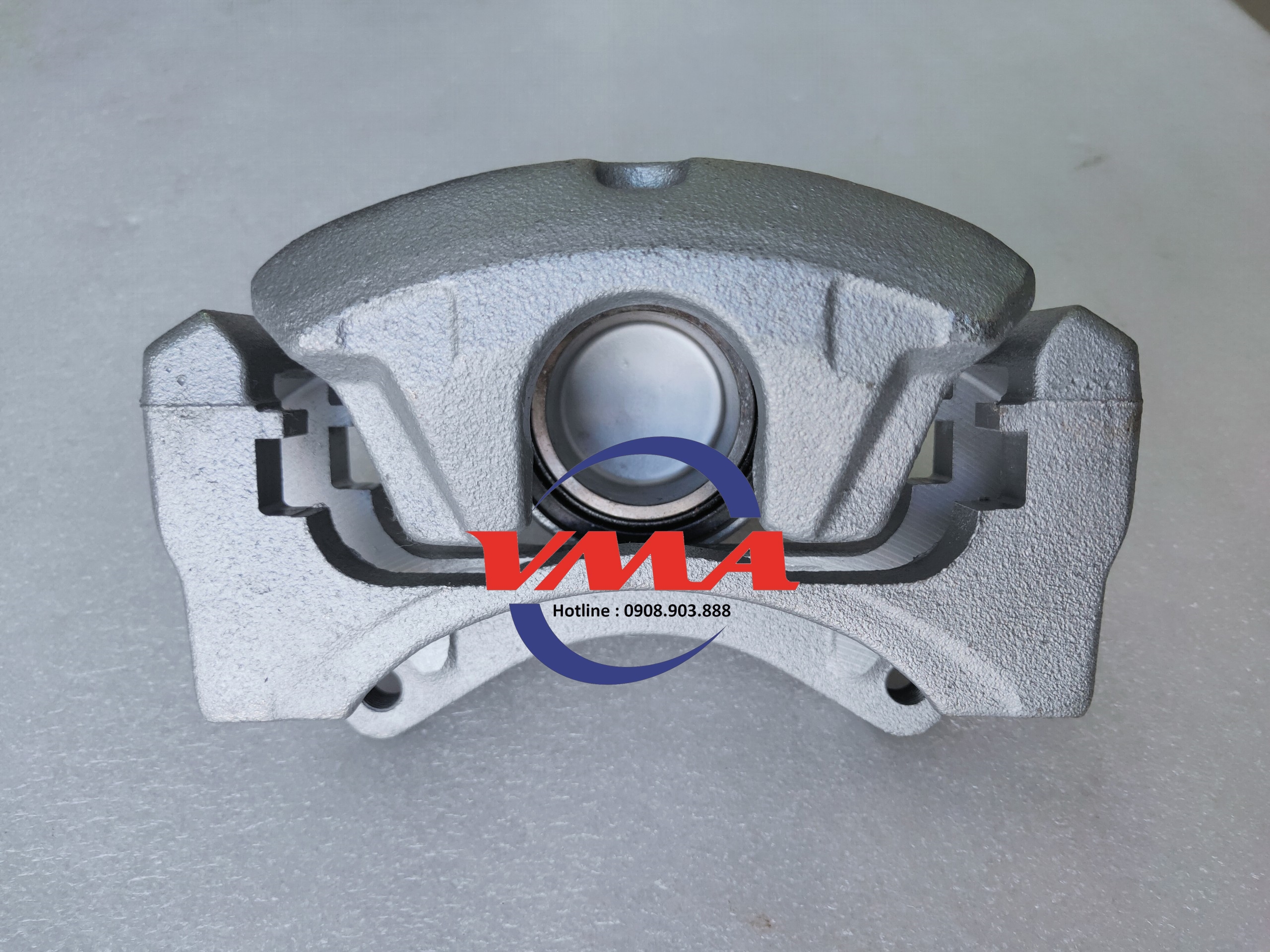 Cụm phanh trước Mitsubishi Outlander