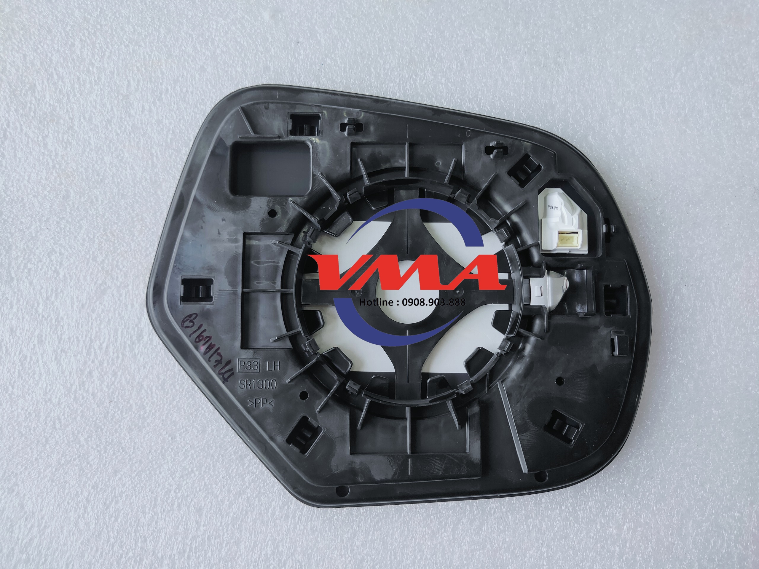 Mặt gương Mitsubishi PS 2020