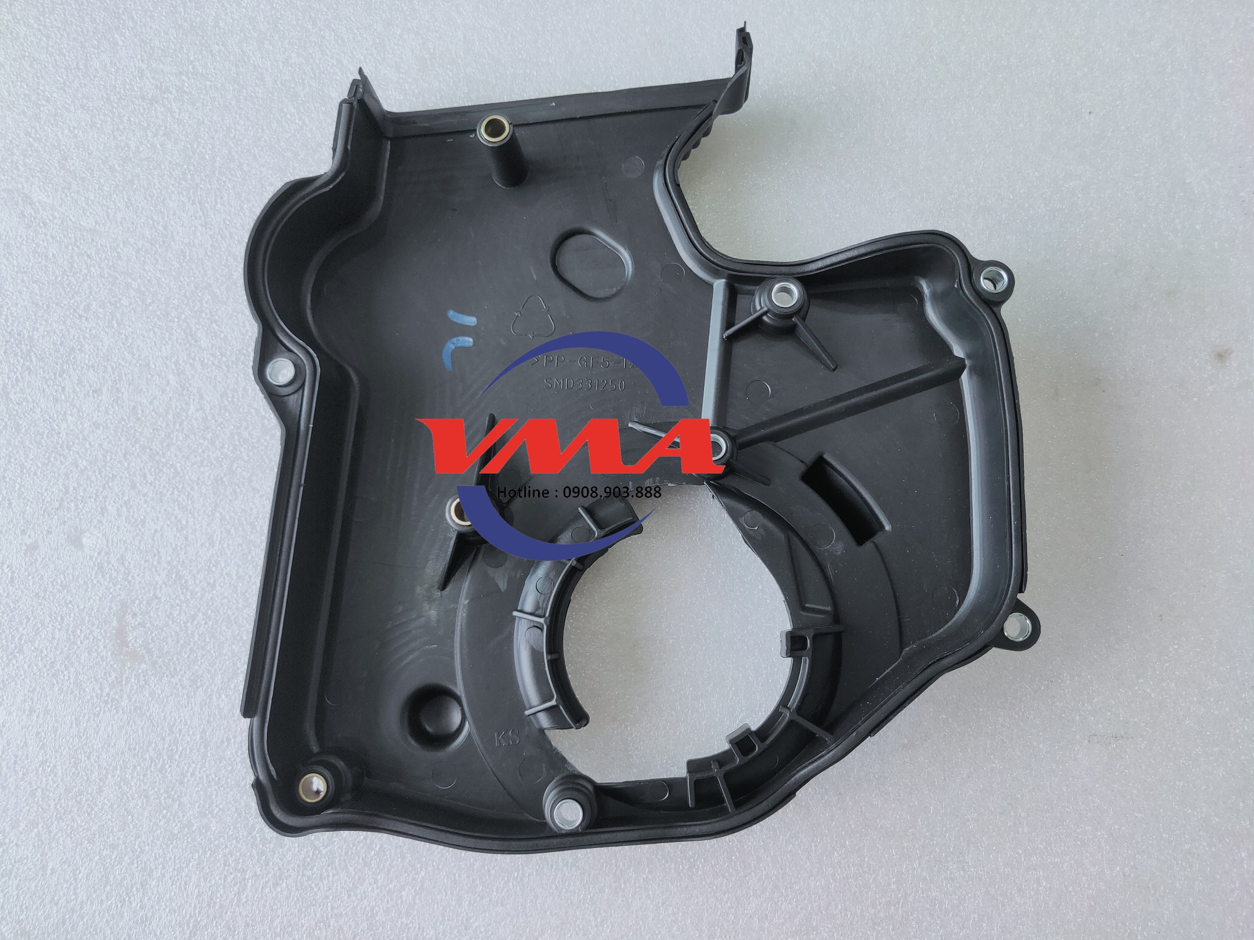 Nắp che cam dưới Mitsubishi Zinger