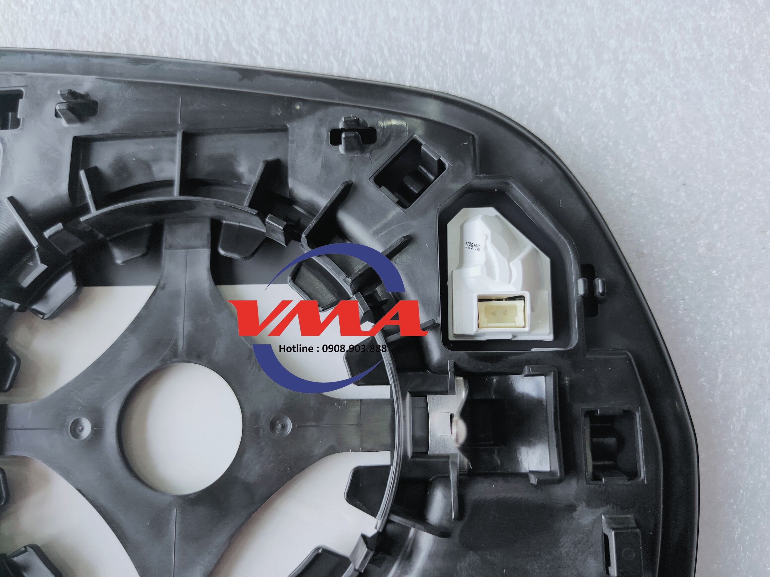 Mặt gương Mitsubishi PS 2020