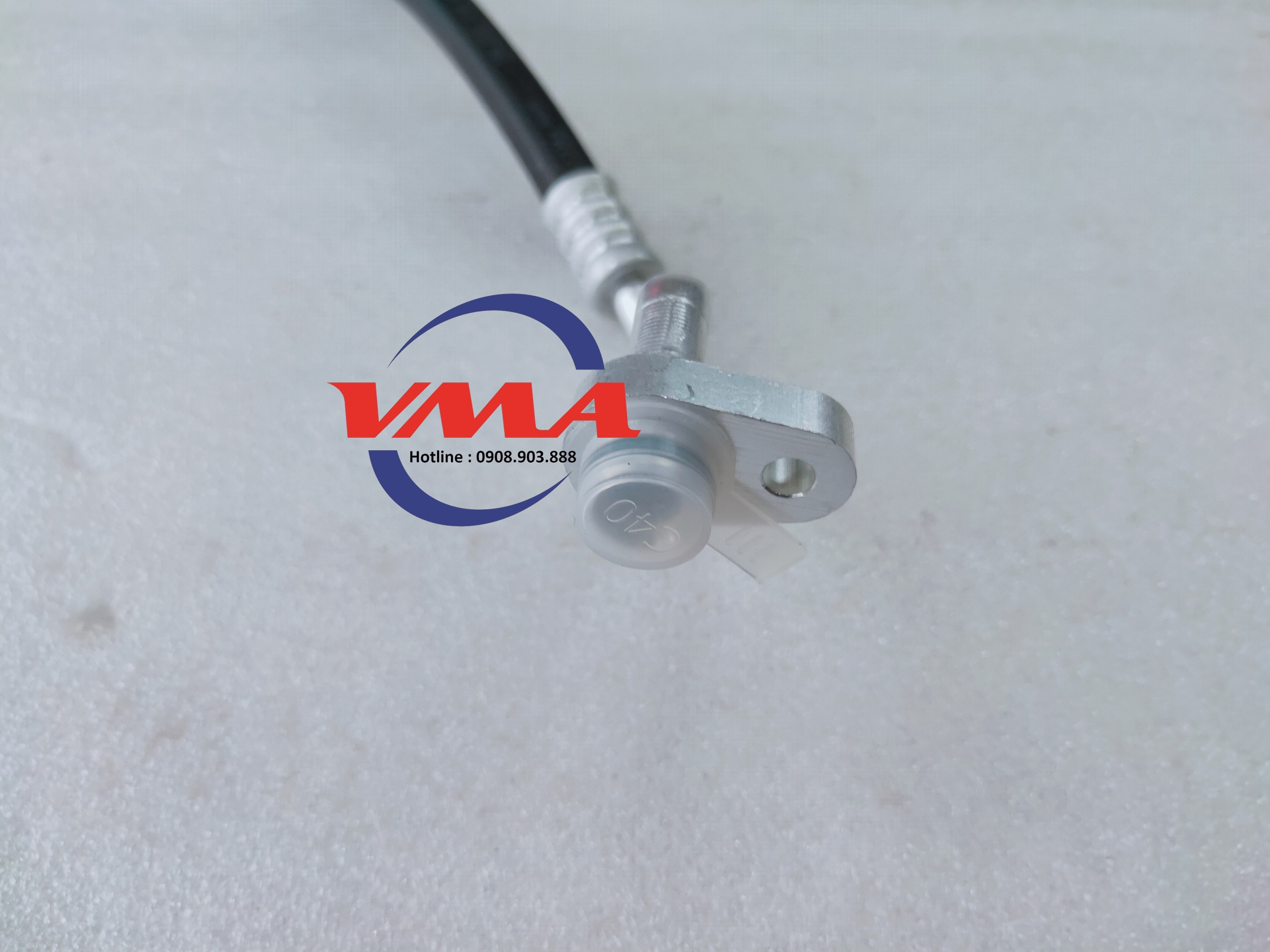 Tuy ô điều hòa Xpander