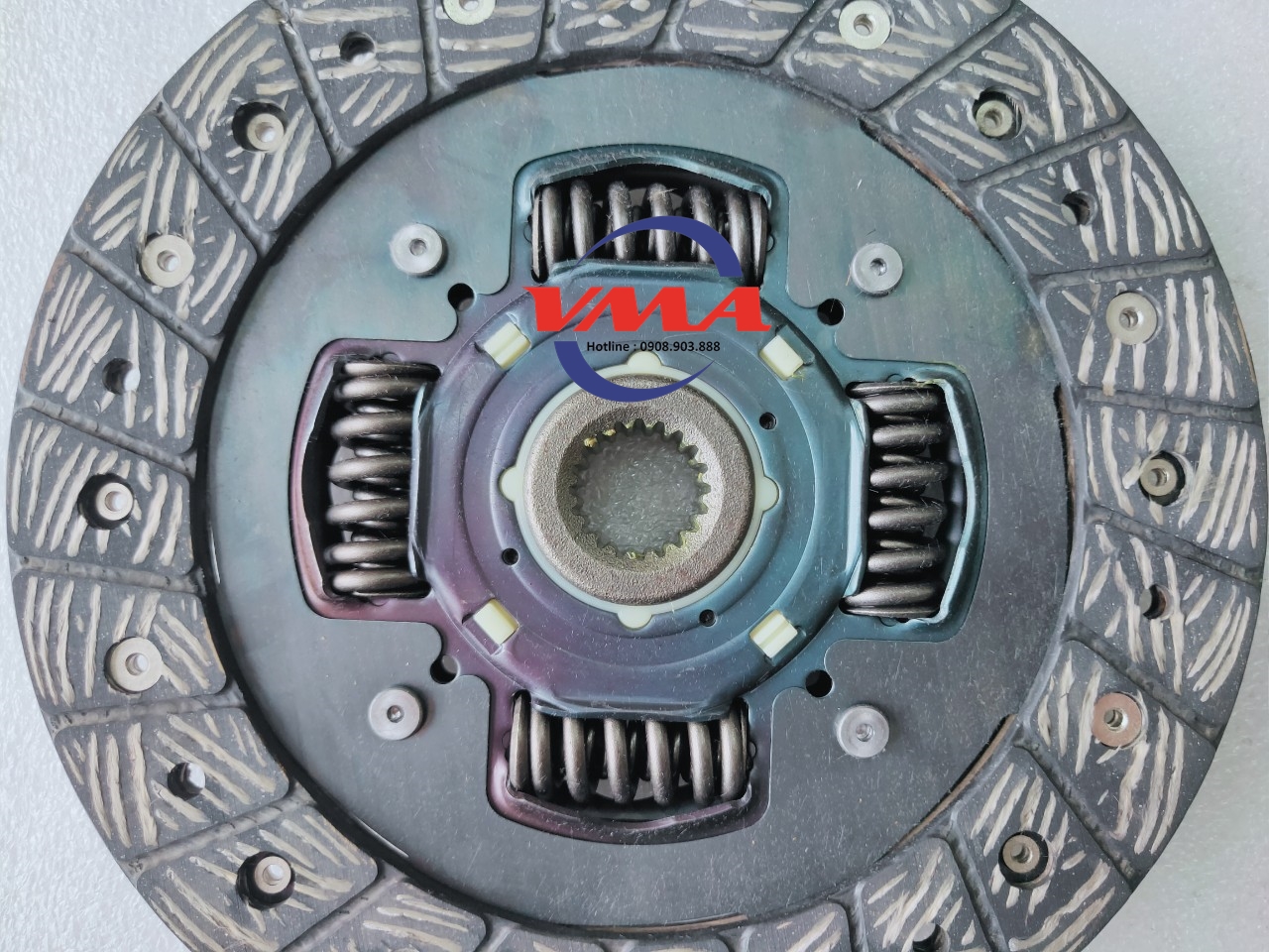 Lá côn Mitsubishi Xpander