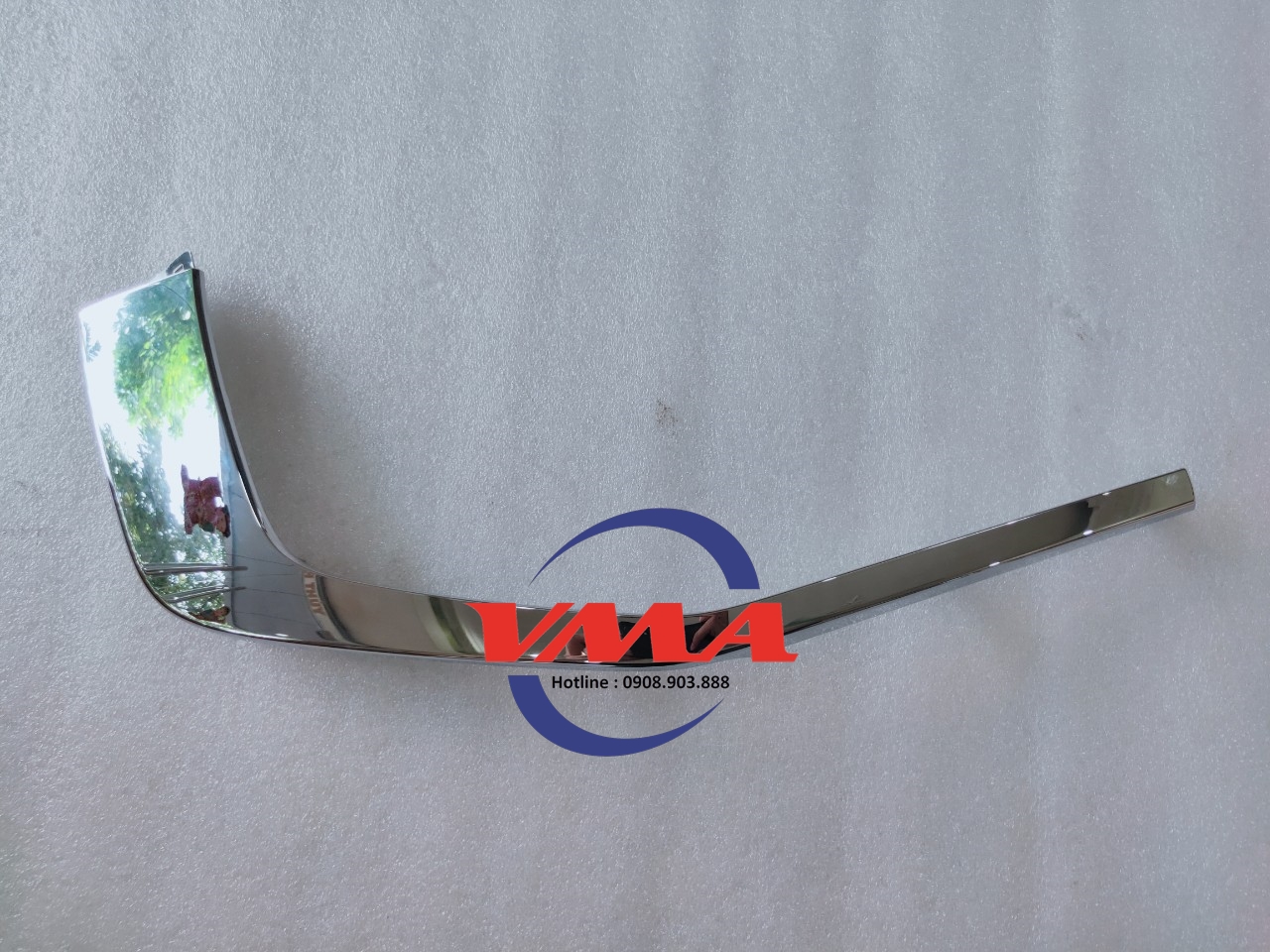 Nẹp mạ cản trước dưới Attrage