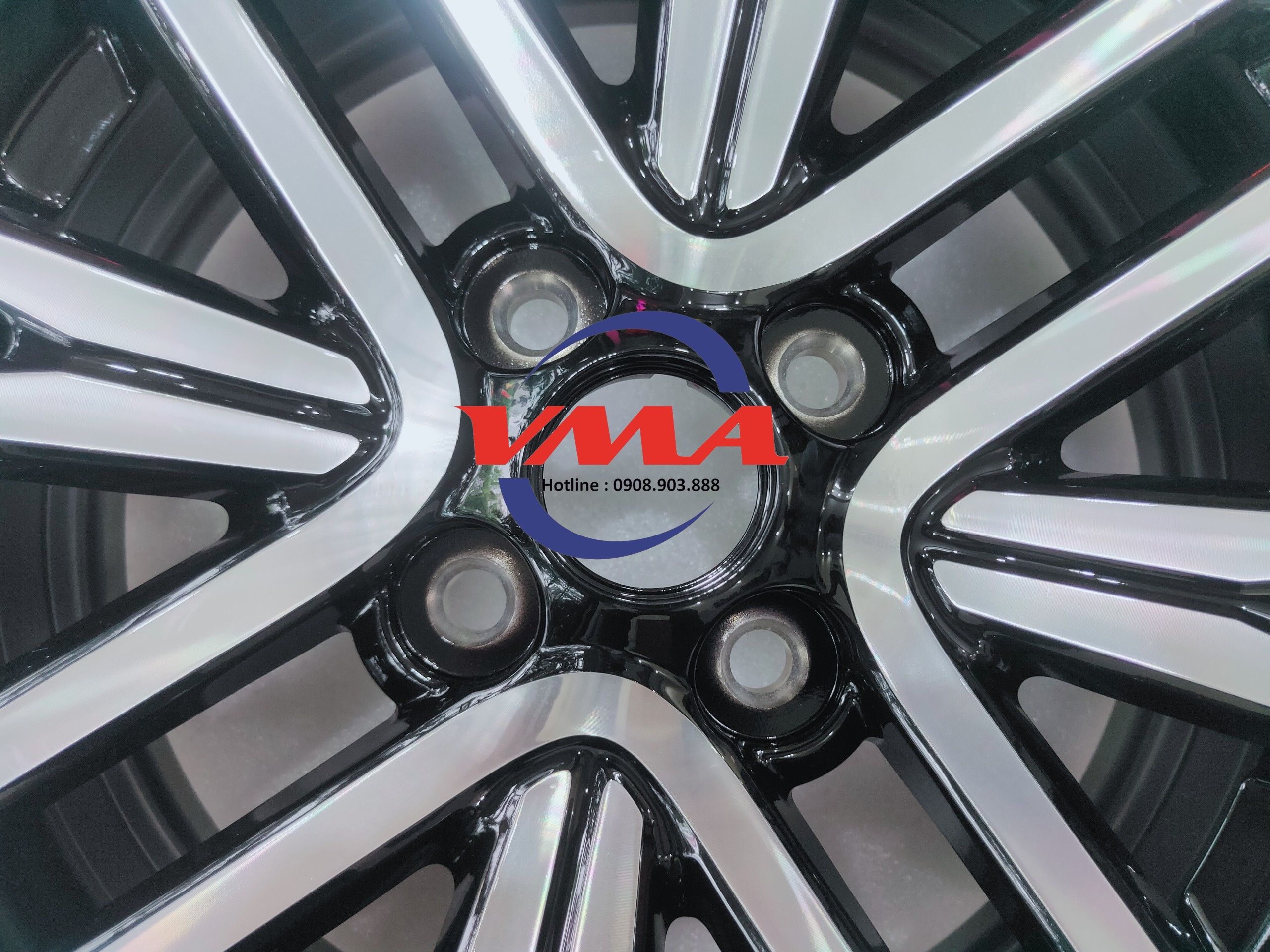 La zăng Mitsubishi Attrage 2021
